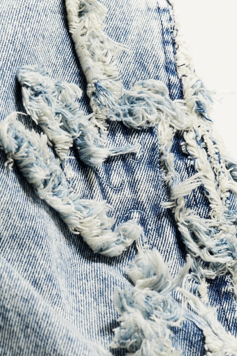 Distressed-Look Jeans