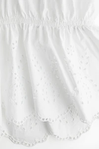 Blouse avec broderie anglaise