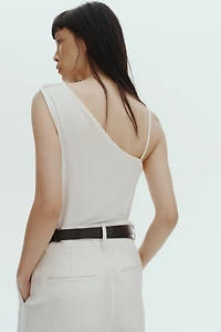 Haut asymétrique à effet drapé