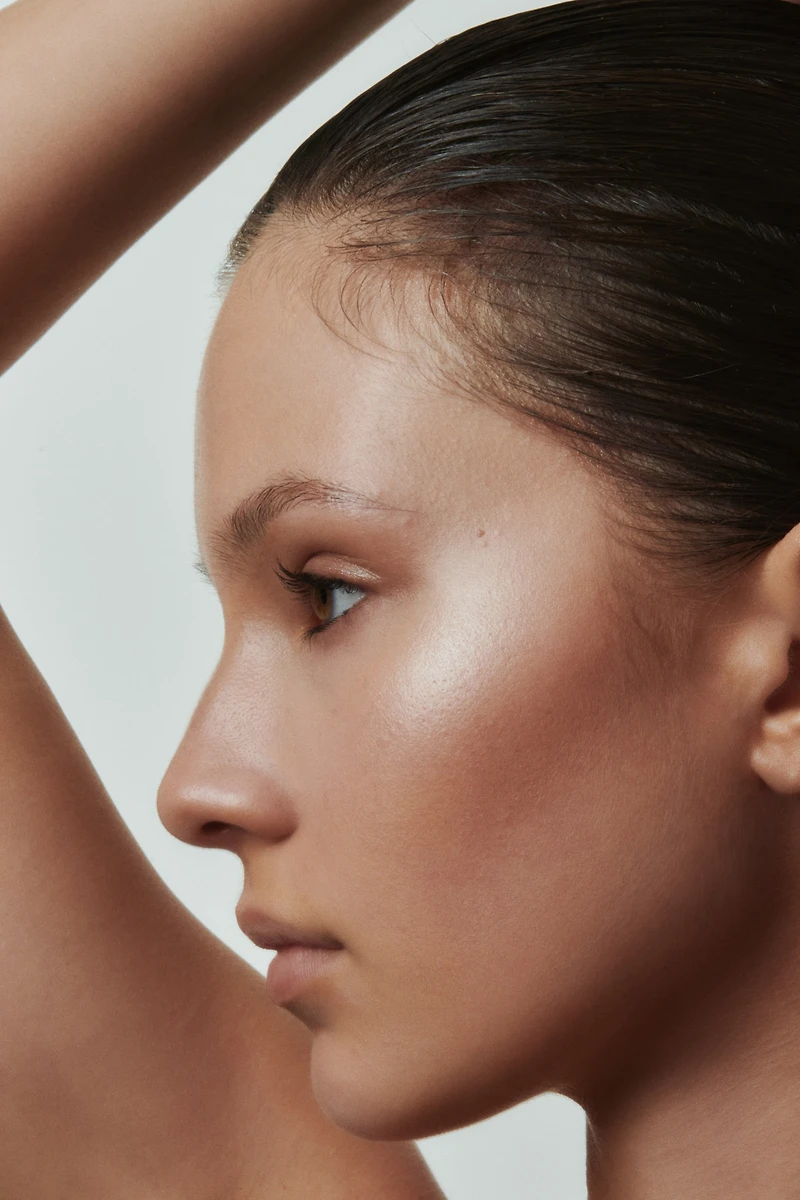 Glow Sha Stick Bronzer