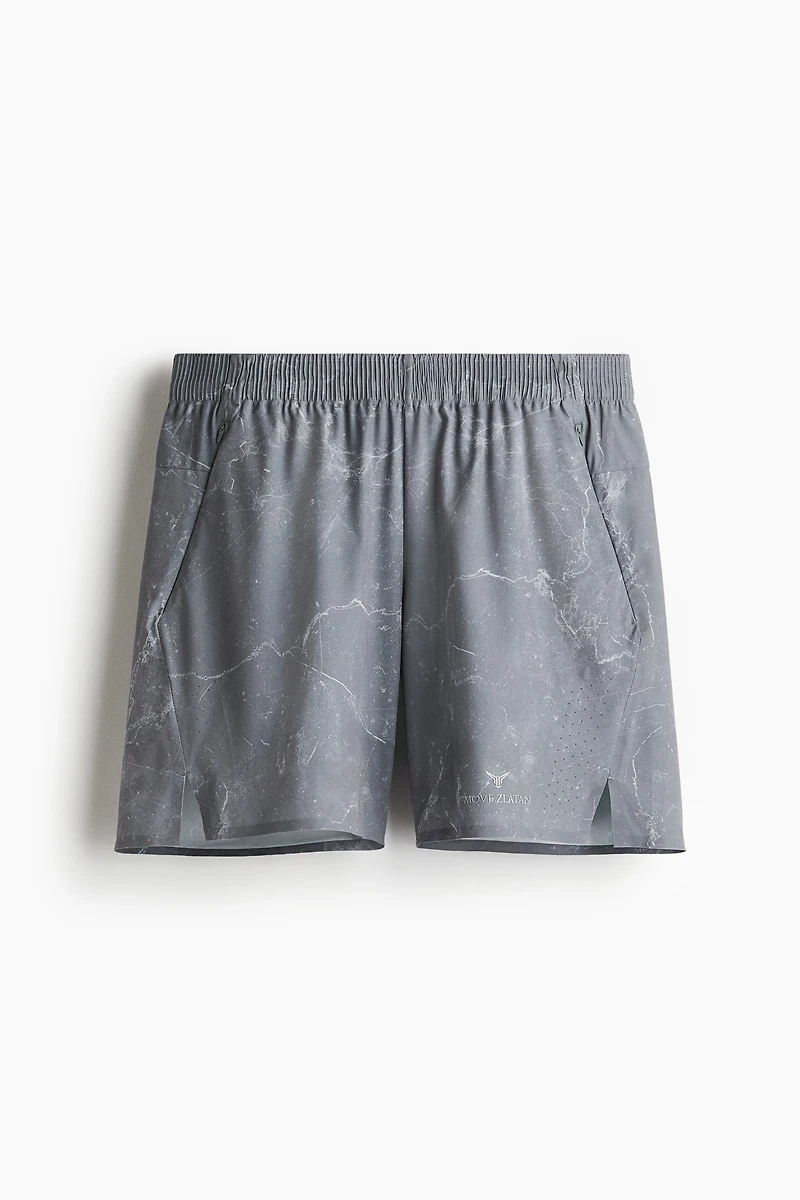 Mid-Length Sports Shorts with DryMove™