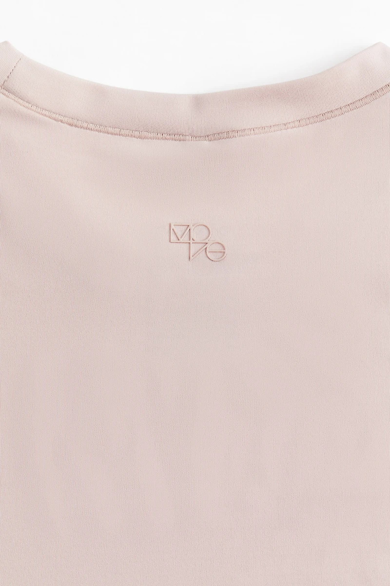Sports Top with DryMove™