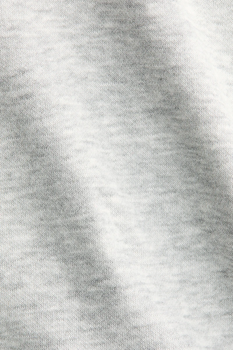 Chandail à capuchon