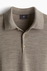 Polo près du corps en laine