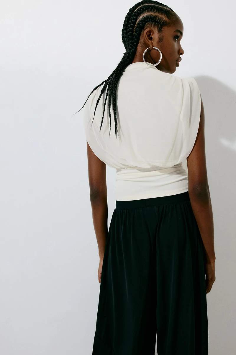 Haut sans manches à effet drapé