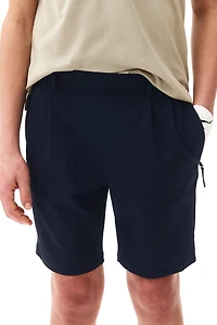 Golf Shorts with DryMove™