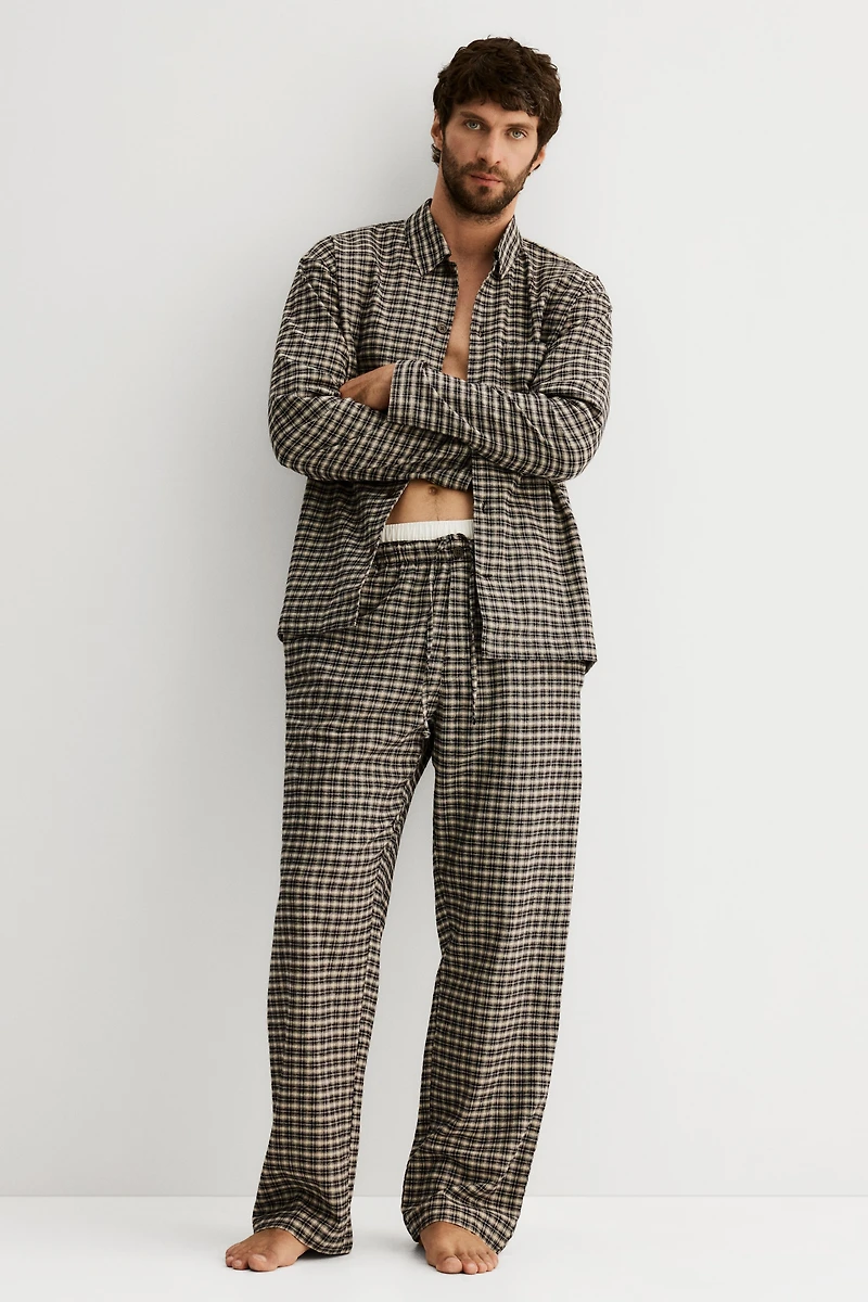 Chemise et pantalon de pyjama en flanelle
