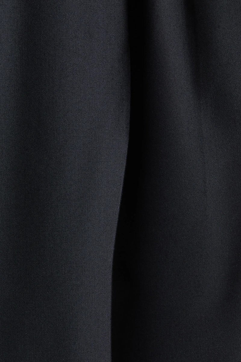 Loose-Fit Tailored Pants