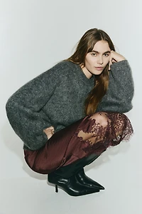 Jupe en satin avec dentelle