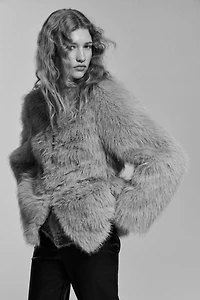 Veste à manches bouffantes