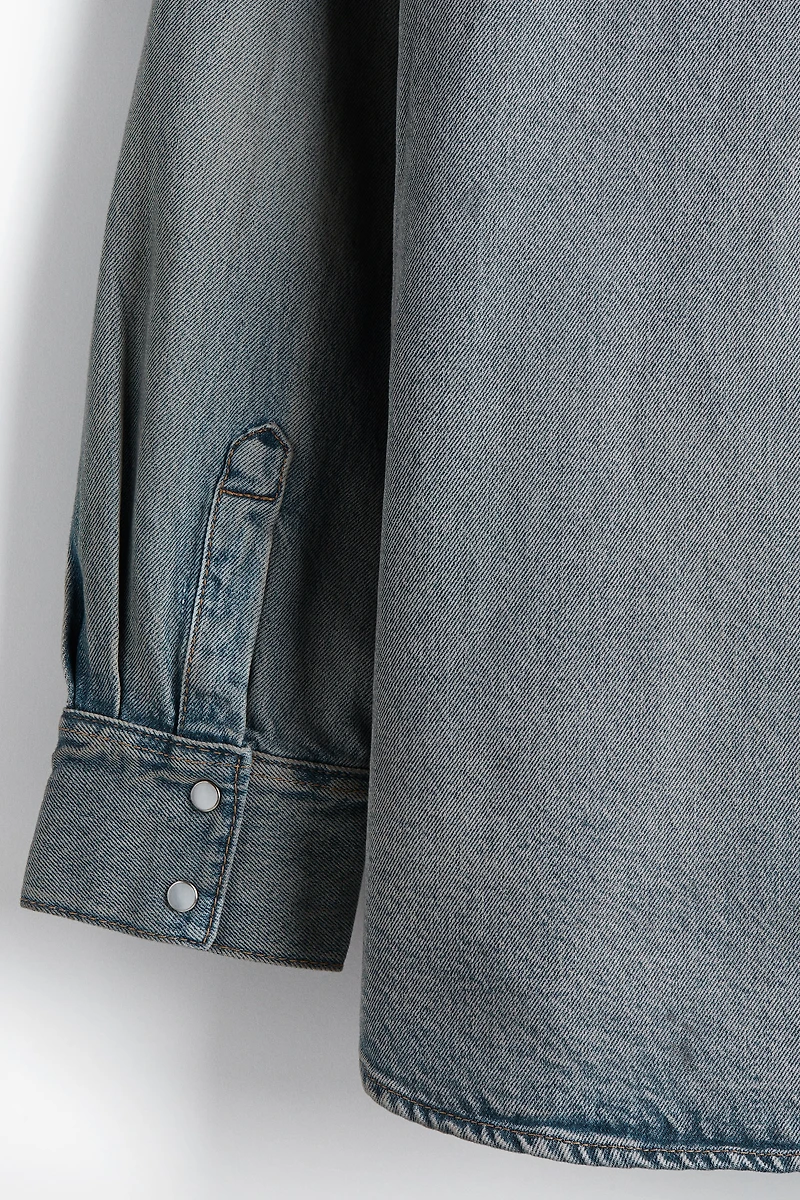 Oversized-Fit Denim Shirt
