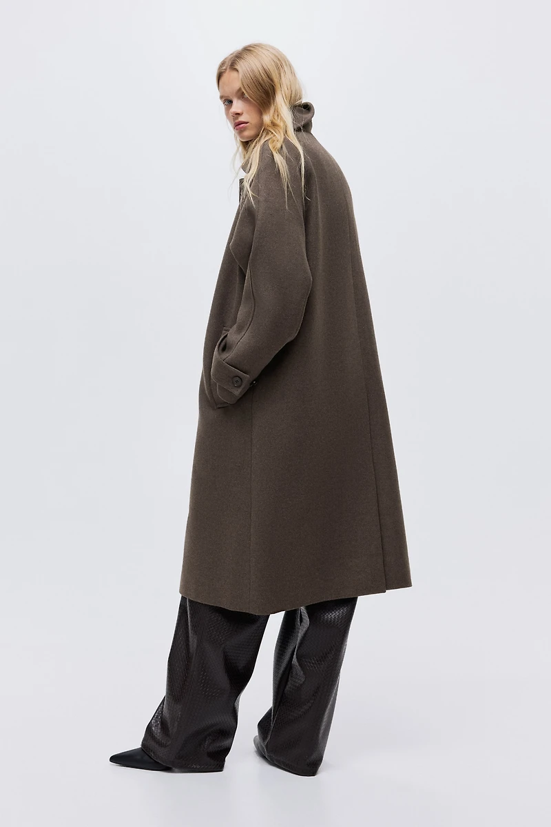 Manteau avec ceinture à nouer