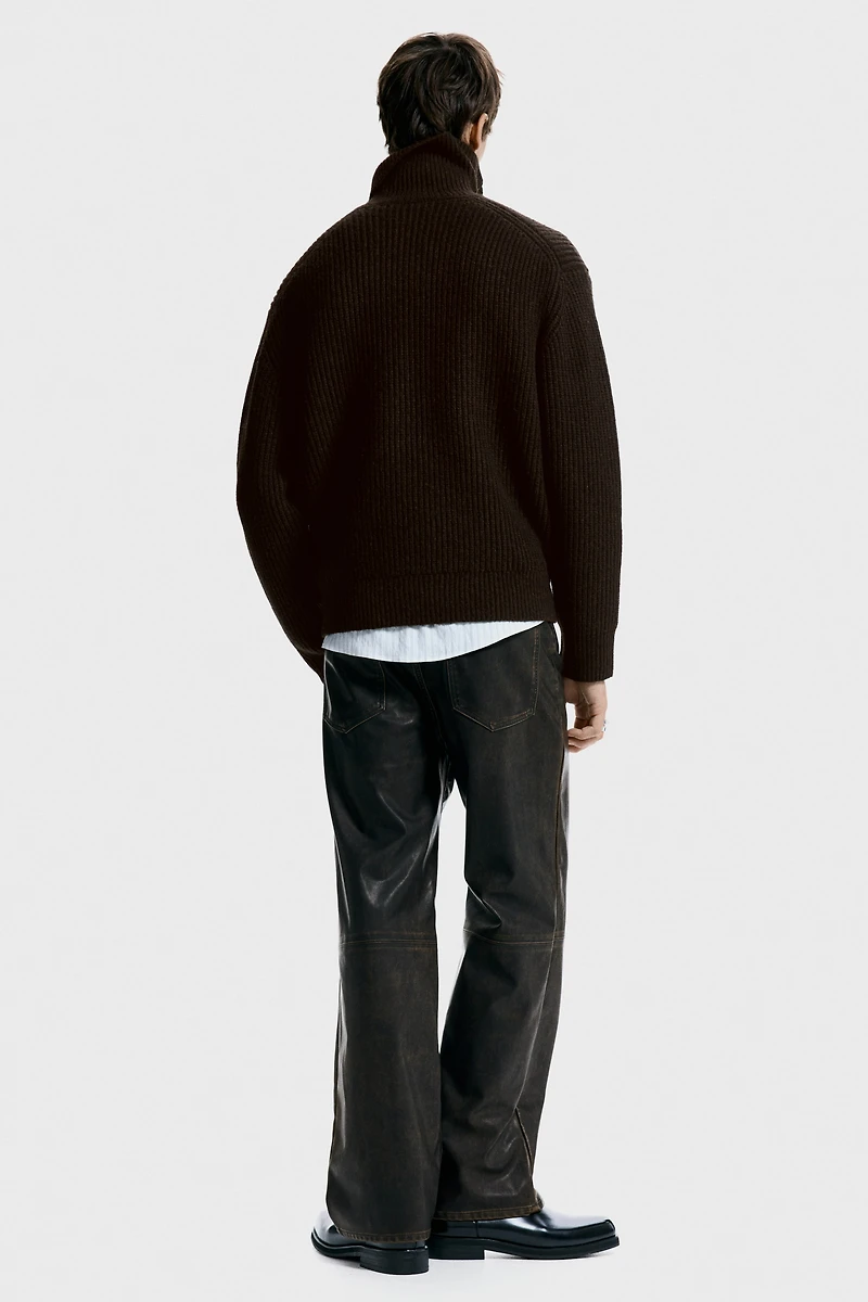 Loose-Fit Rib-Knit Sweater