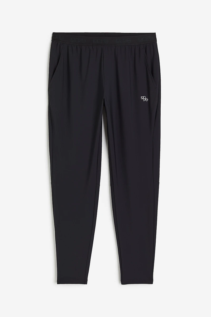 Slim-Fit Sports Pants with DryMove™