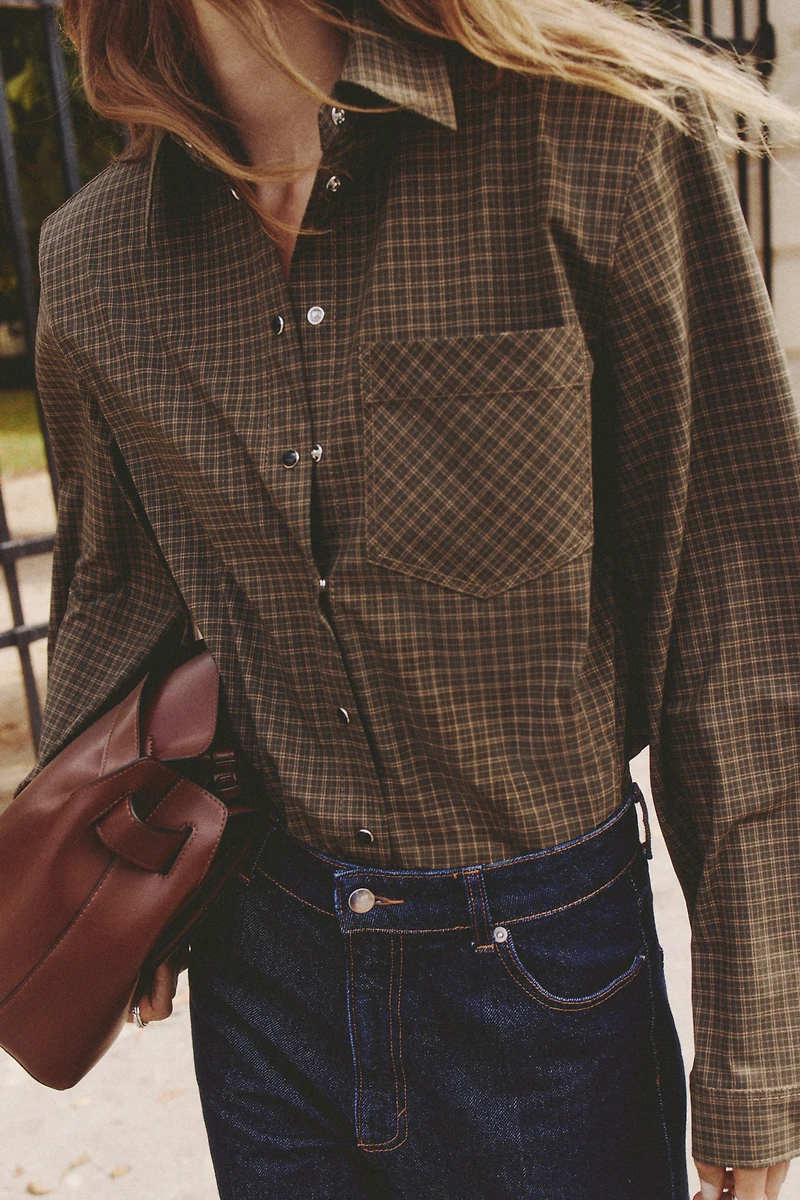 Shirt with Shoulder Pads