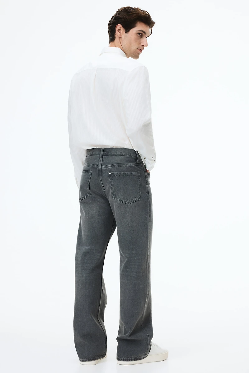 Loose Straight Jeans