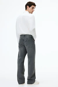 Loose Straight Jeans