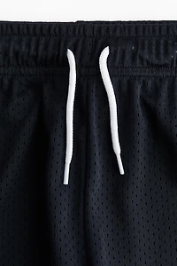 Basketball Shorts with DryMove™