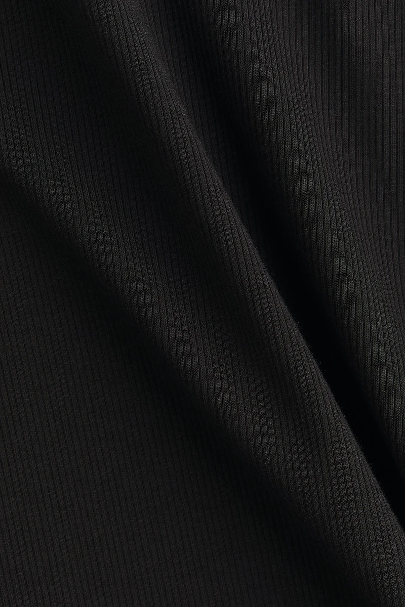 Cooling Slim-Fit Ribbed Tank Top