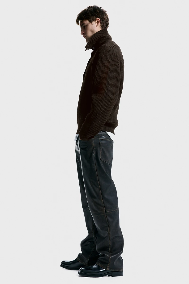 Loose-Fit Rib-Knit Sweater