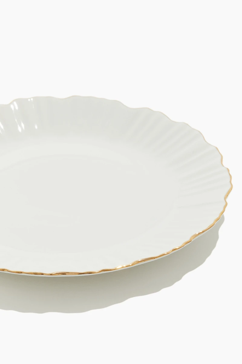 Assiette en porcelaine