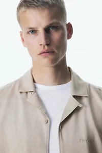 Loose-Fit Resort Shirt