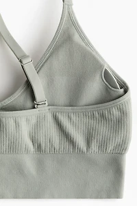 Seamless Medium-Support Sports Bra with DryMove™