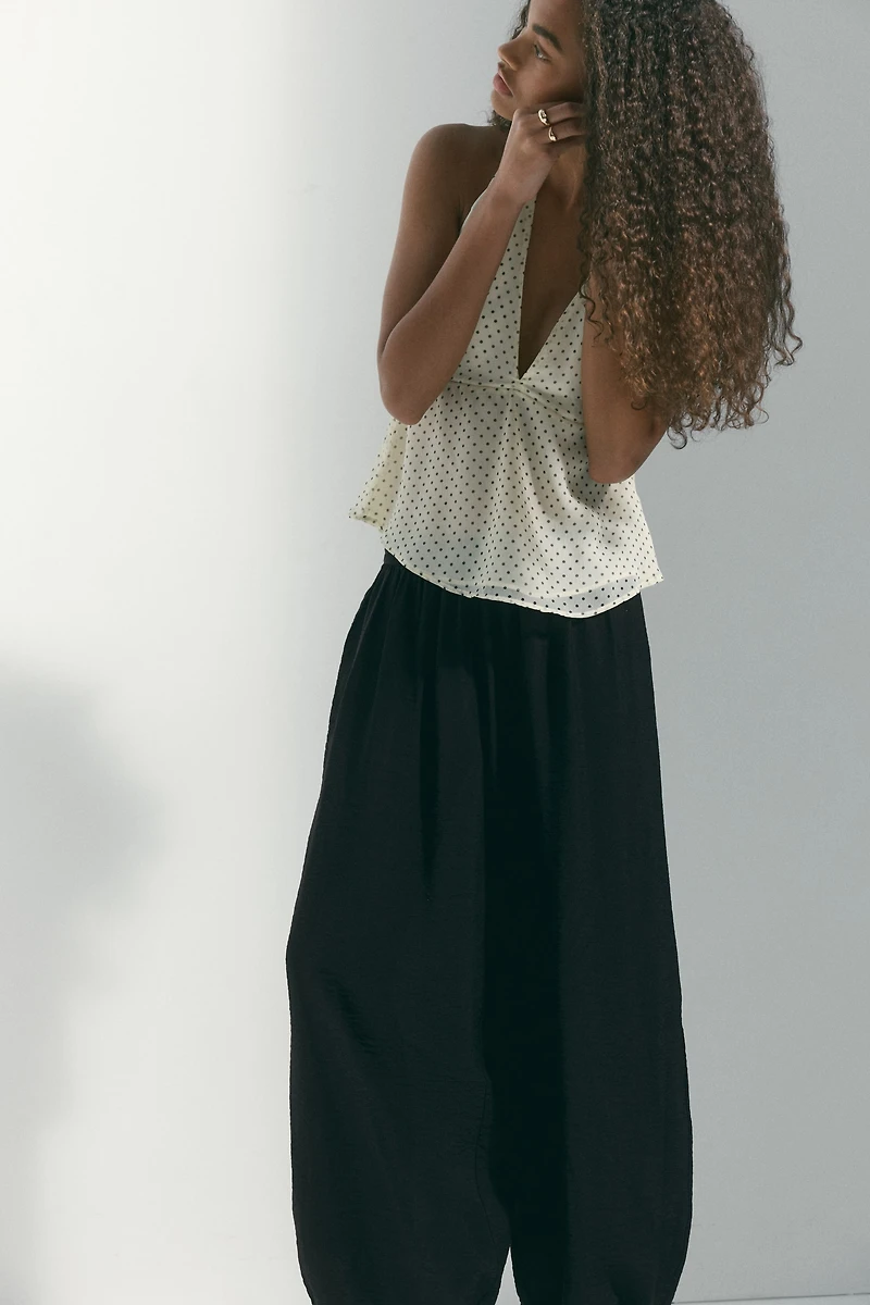 Balloon-Leg Pants