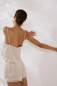 Pyjama en satin avec dentelle