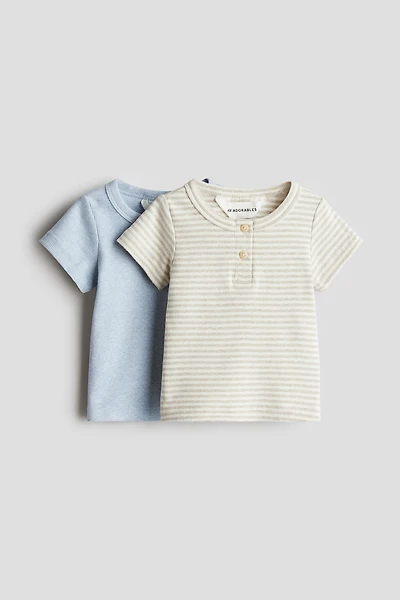 Lot de 2 T-shirts en coton avec encolure boutonnée