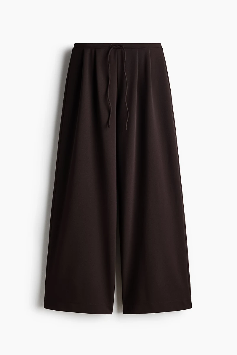 Pantalon plissé avec cordon de serrage