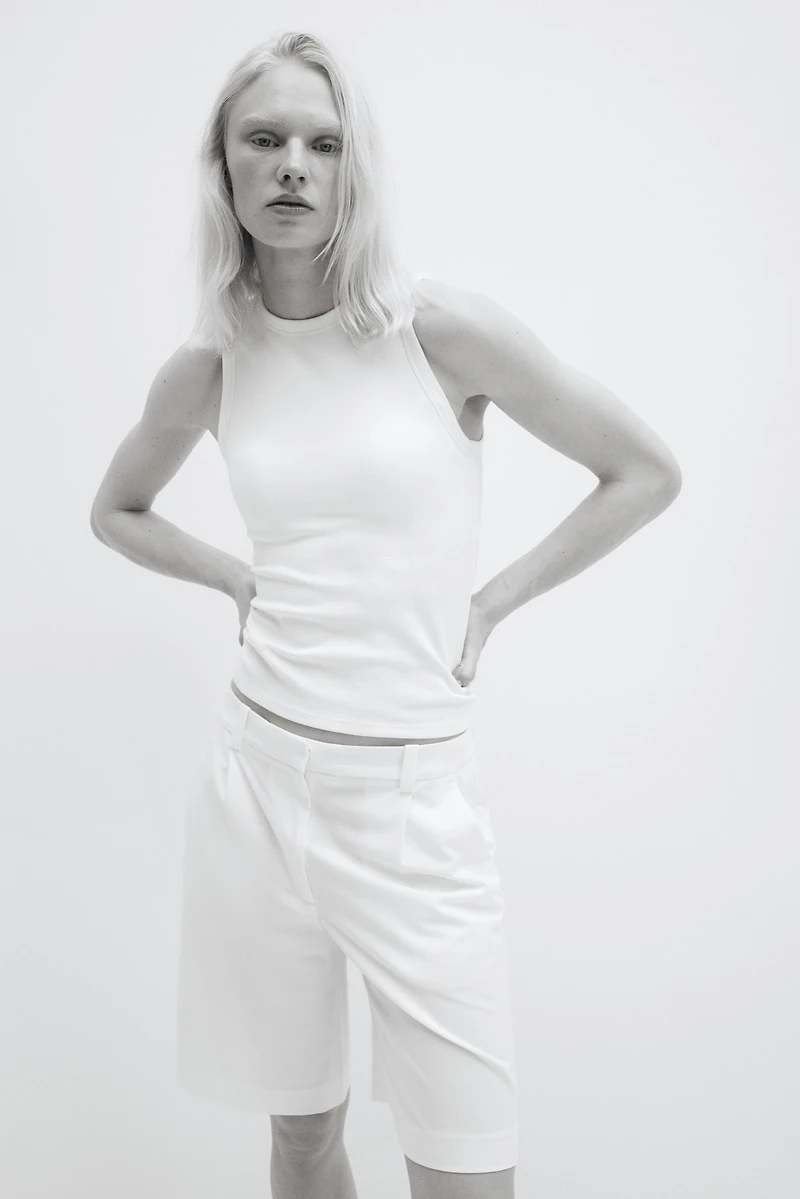 Camisole côtelée moulante rafraîchissante