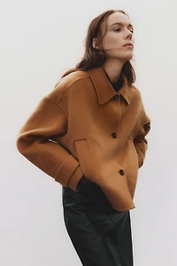 Veste faite à la main en laine mélangée