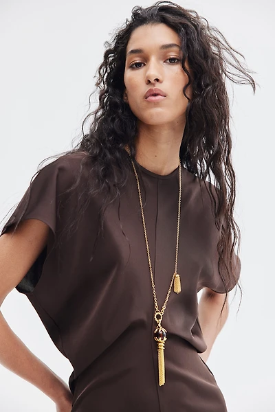 Tassel-pendant necklace