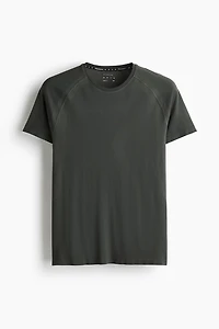 Muscle Fit Sports T-Shirt with DryMove™