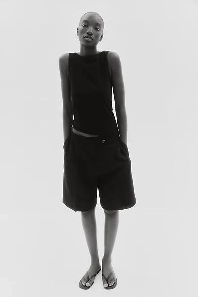Boat-Neck Sleeveless Top