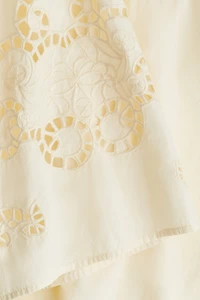 Blouse en broderie anglaise