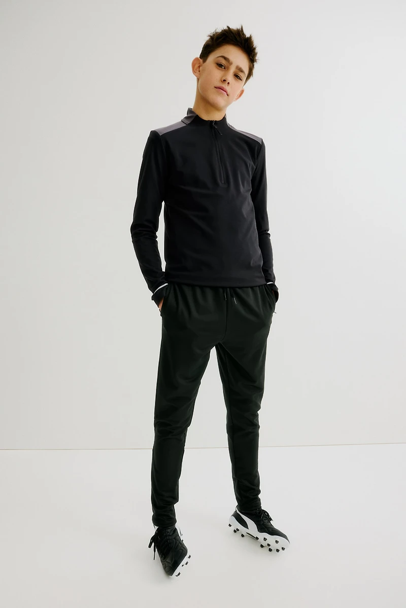 Mid-Layer Soccer Shirt with DryMove™