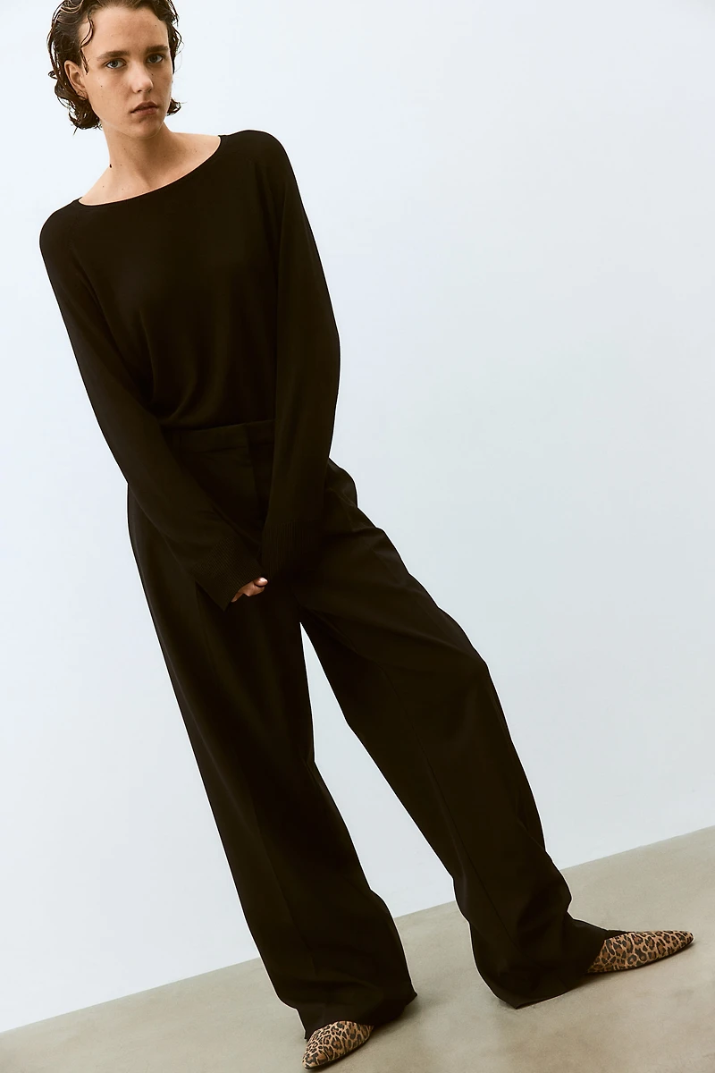 Wide-leg Pants