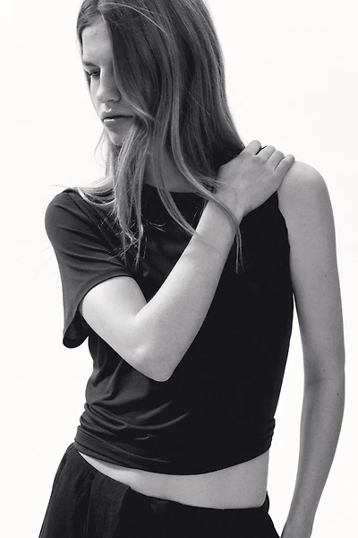 Loose-fit T-shirt
