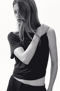 Loose-fit T-shirt