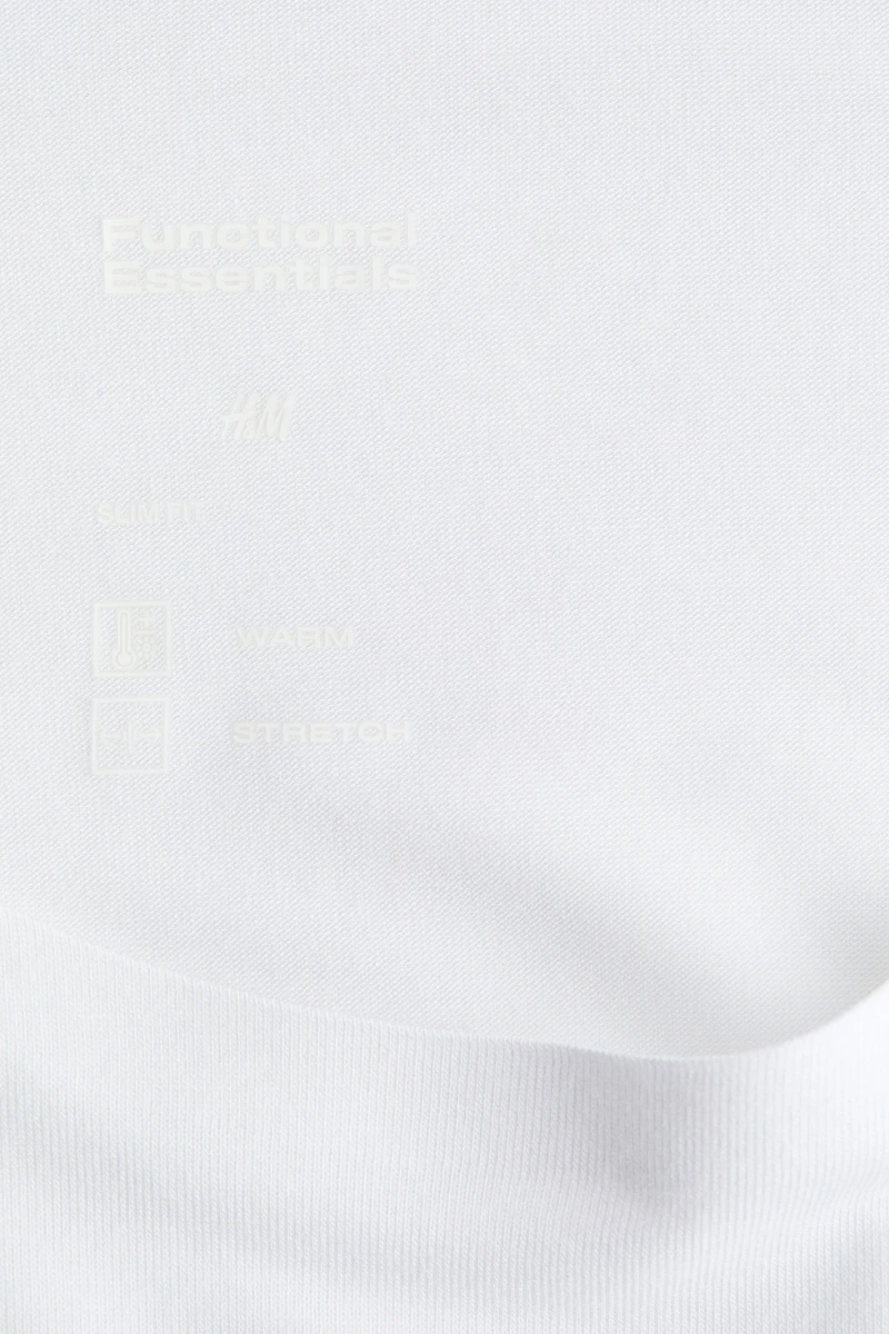 Haut chaud près du corps