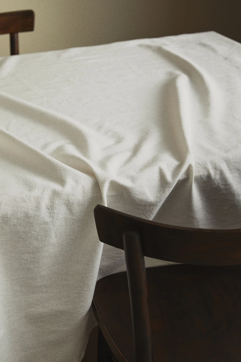 Linen-blend Tablecloth