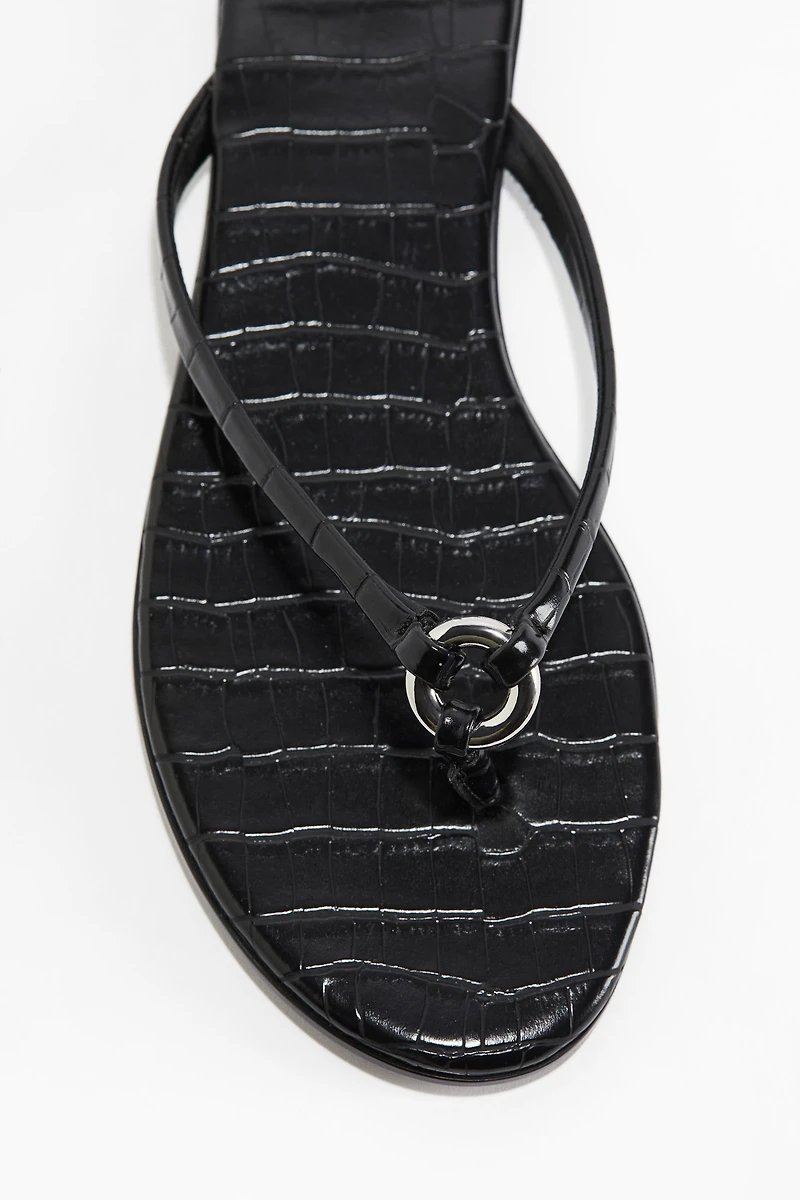 Ring-Detail Flip-Flops