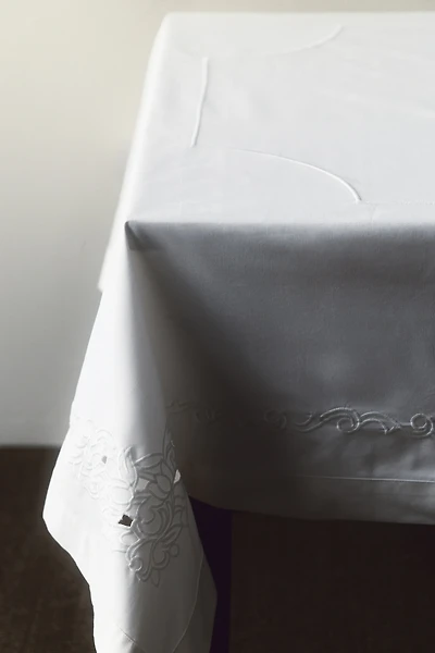 Nappe brodée