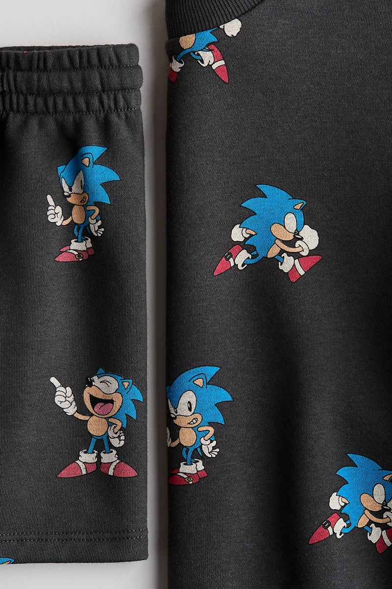 2-Piece Sweatshirt and Shorts Set