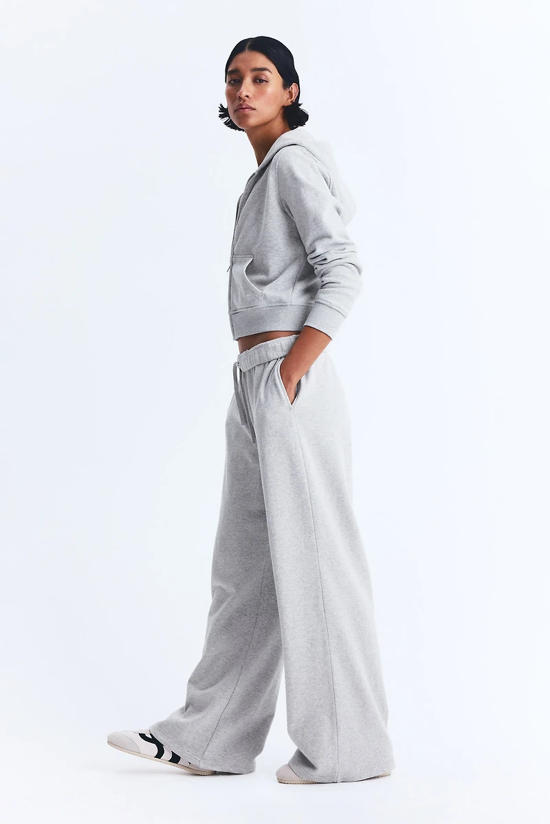 Sports Sweatpants with DryMove™