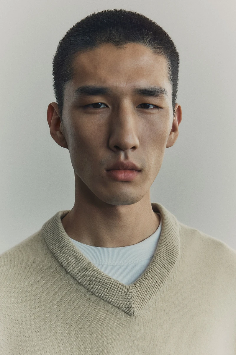 Loose-Fit Cashmere Sweater