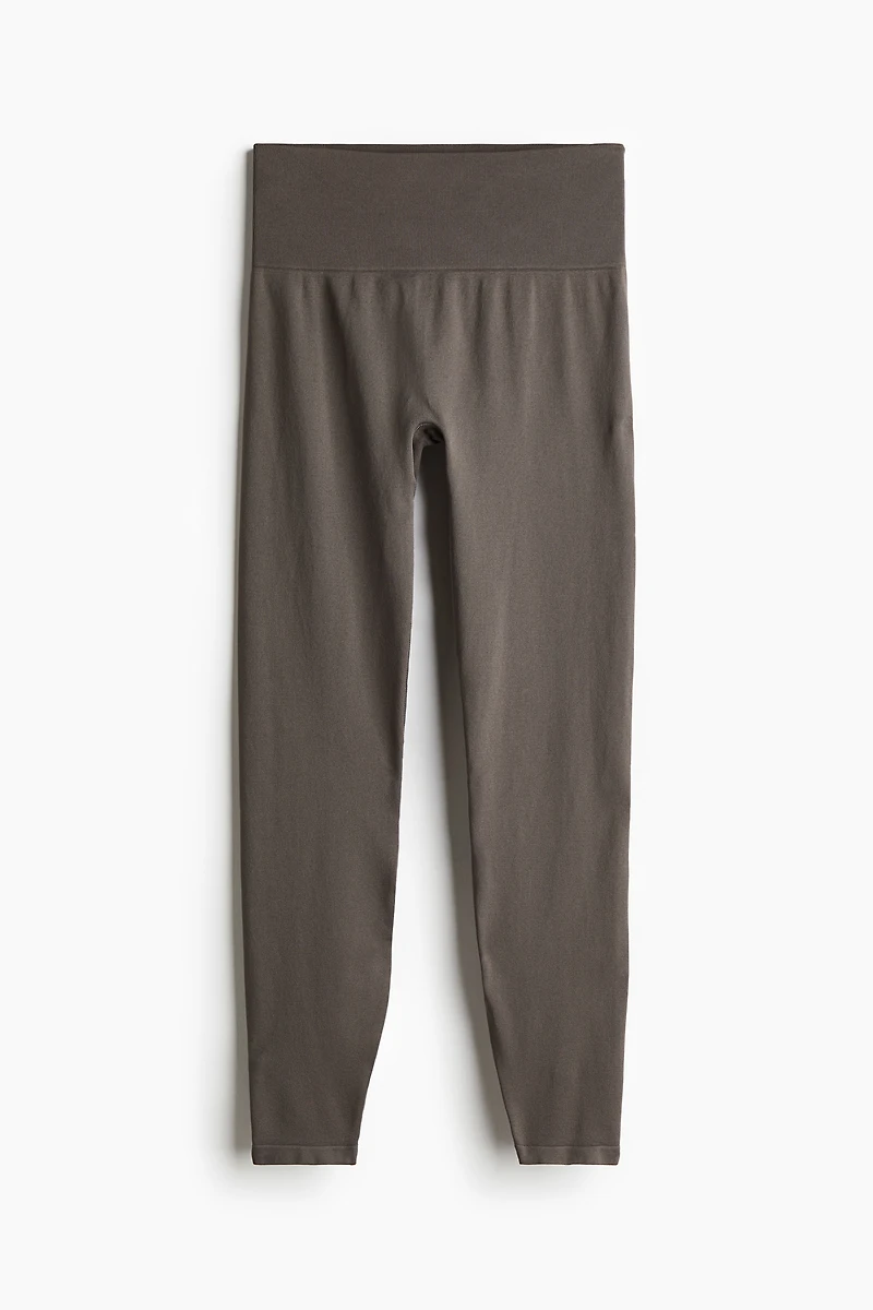 Seamless Shaping Sports leggings with DryMove™