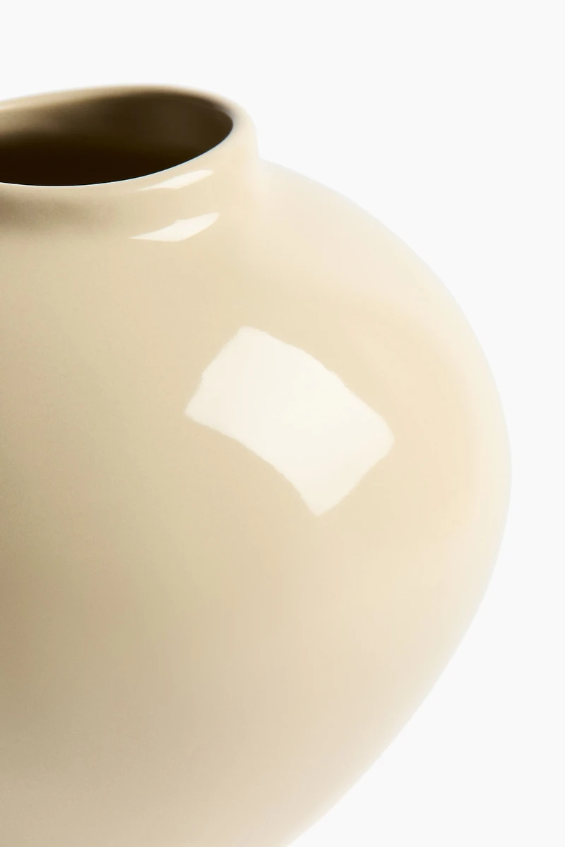 Vase irrégulier en grès cérame